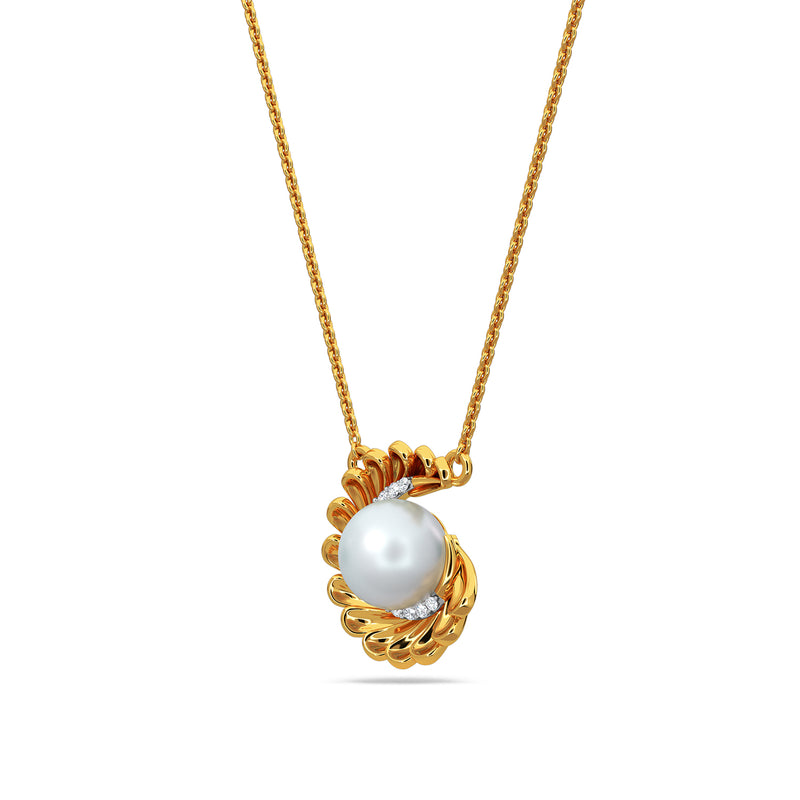 Keely Pendant With Chain